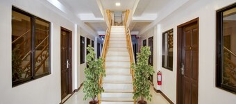 OYO 459 Offshore Hotel