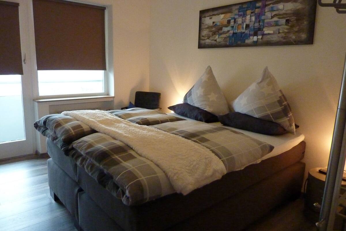 Comfort Double or Twin Room, Balcony | WiFi (free), individually decorated, bed sheets