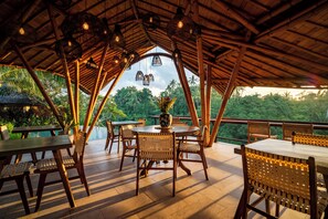 Breakfast and lunch served - Kadewa Retreat Ubud - Adults Only (Ubud)