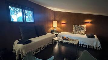 5 soverom, strykejern/-brett, wi-fi og sengetøy