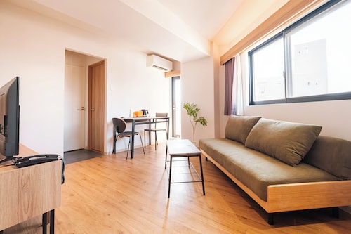 HomeNest Hotel Tennoji