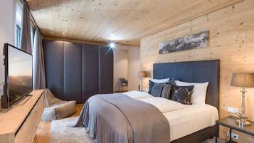 3 bedrooms, free WiFi, bed sheets