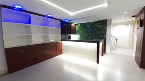 Quầy tiếp tân