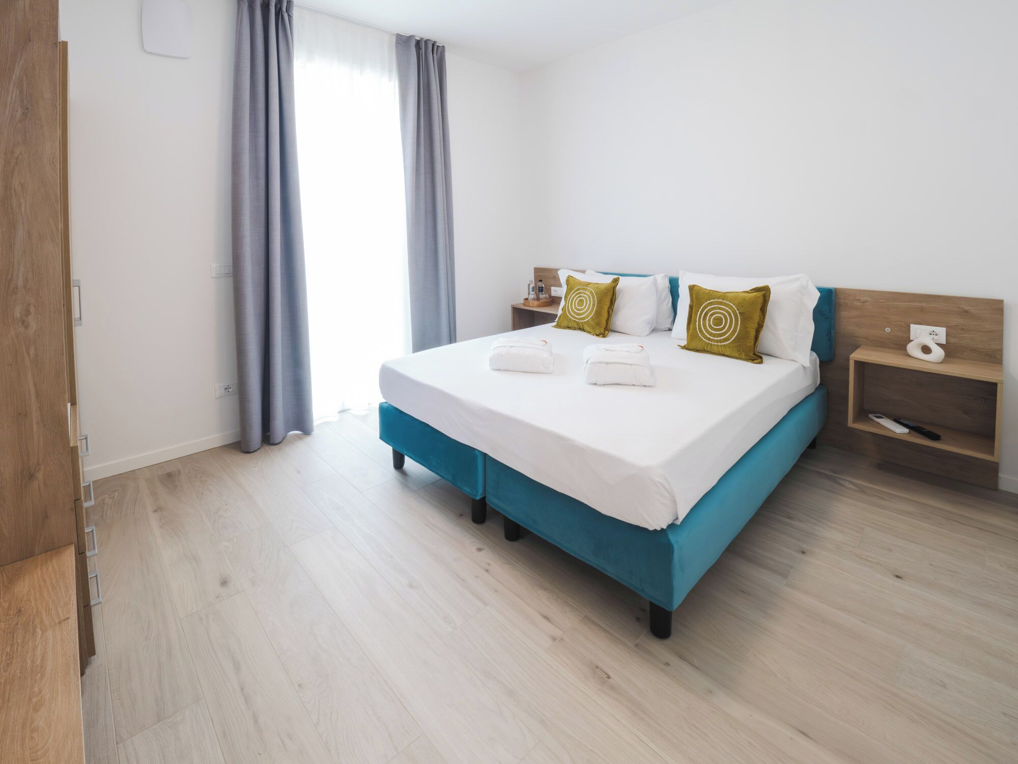 Executive Apartment, Lake View