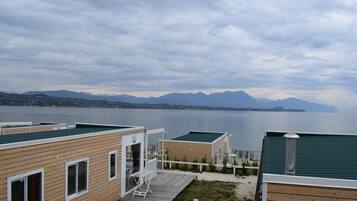 Casa móvil superior, 3 habitaciones, vistas parciales al lago (Pet Friendly) | Vistas al lago