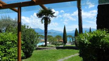 Trilocale Comfort | Vista giardino