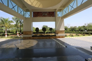 Property entrance - Four Leaf Service Suites (Roorkee)