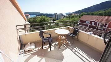 Apartment, 1 Bedroom | Terrace/patio