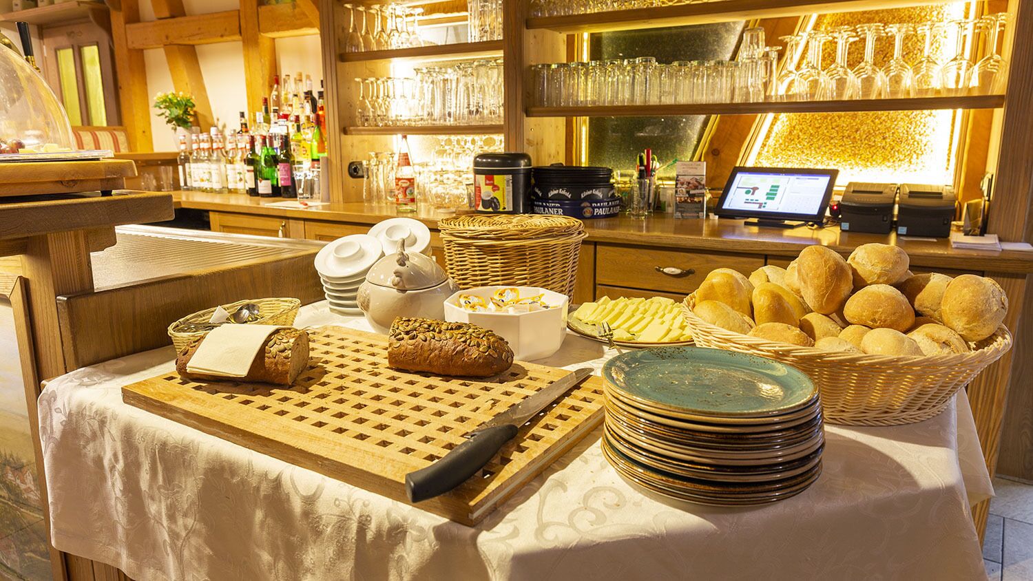 daily buffet breakfast (eur 11.90 per person)