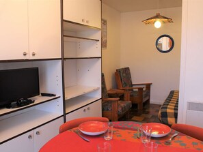 TV - Cozy 2-Room Apt in Vars Les Claux, Close to Slopes, 4-5 Sleeps, Ideal Location (Vars)