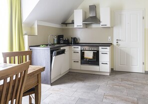 Apartment | Private kitchen - Gästehaus Alte Bäckerei (Dachwig)