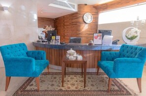 Reception - Kings Suite Hotel (Beirut)