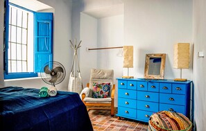 4 chambres, lit de bébé portatif, accès au Wi-Fi (inclus)