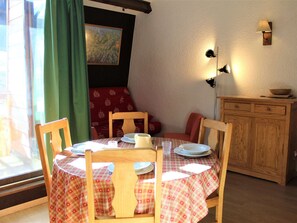 تناول الطعام