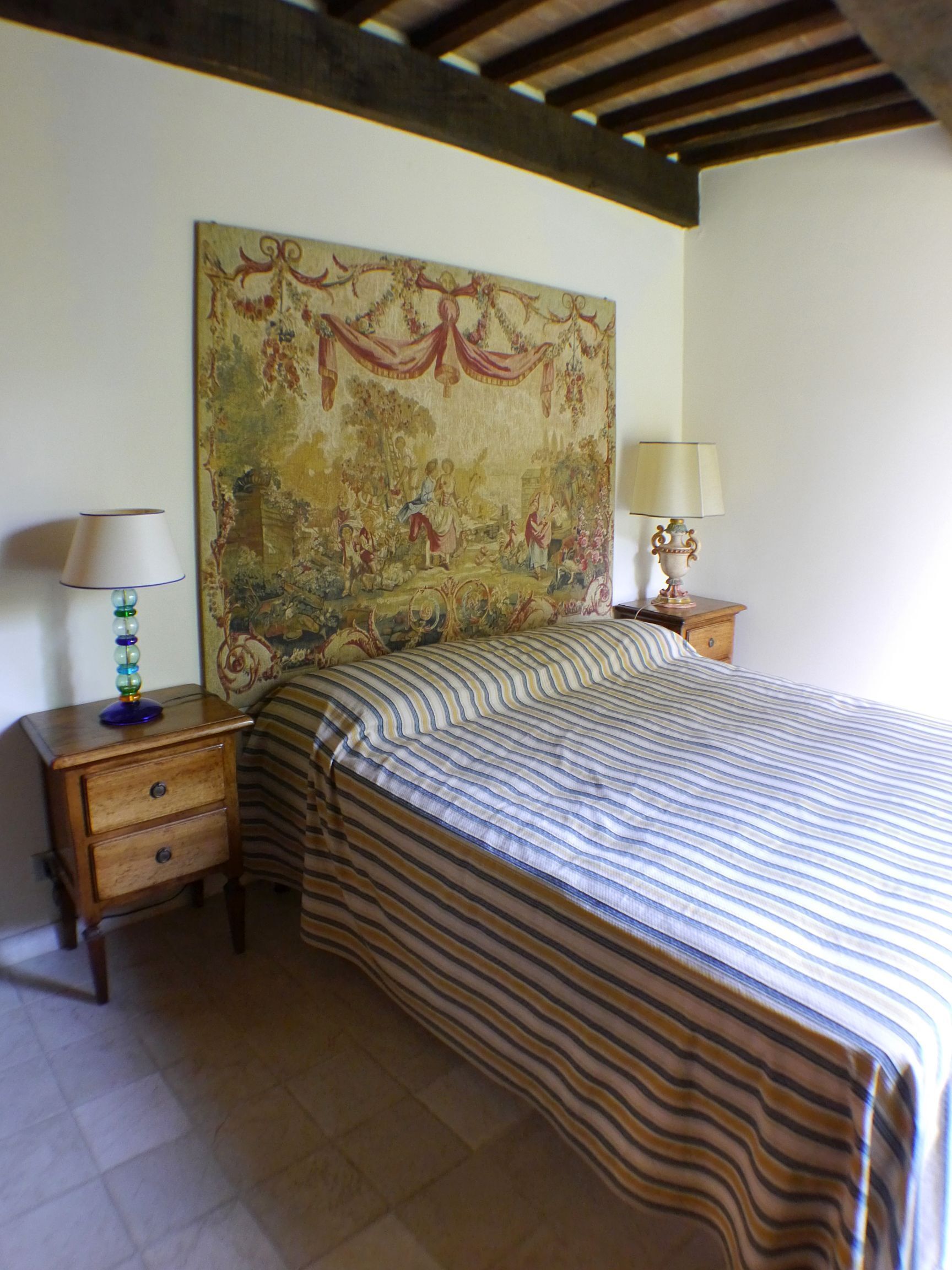 2 bedrooms, desk, iron/ironing board, travel cot