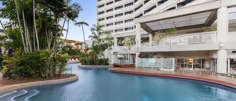 2 outdoor pools, open 7:00 AM to 9:30 PM, sun loungers