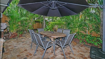 Apartment, 2 Bedrooms | Garden view