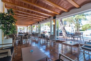 Restaurant - Hotel Ses Puntetes (Santanyi)