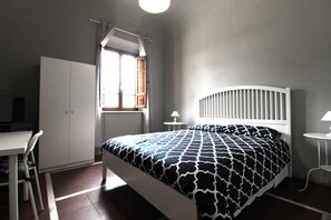 Free WiFi, bed sheets - B&B Le Cascine (Pisa)
