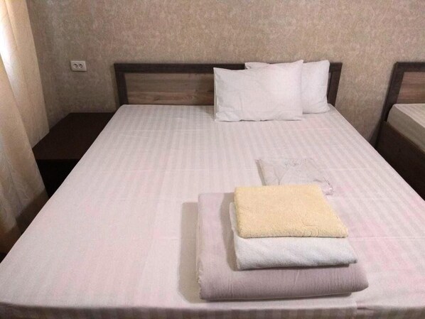 Luxury Room | Individually decorated, desk, laptop workspace, free WiFi
