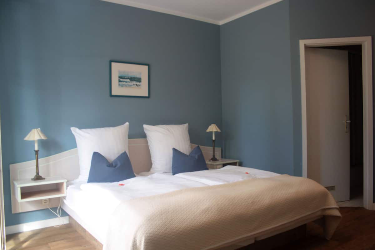 Desk, iron/ironing board, cots/infant beds, free WiFi
