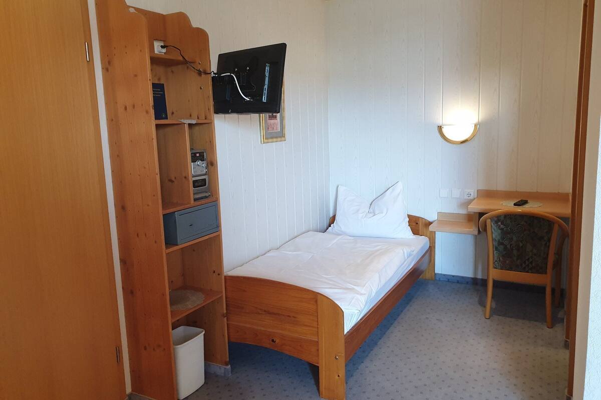 Habitación individual | Wifi gratis y ropa de cama