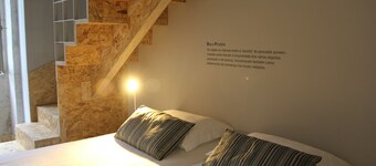 스테이인 시티 - 포보아 드 바르징