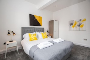 Deluxe Apartment | 2 bedrooms, iron/ironing board, free WiFi, bed sheets - The Langley at 52 Old Elvet (Durham)