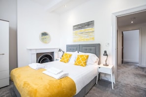 Deluxe Apartment | 2 bedrooms, iron/ironing board, free WiFi, bed sheets - The Langley at 52 Old Elvet (Durham)