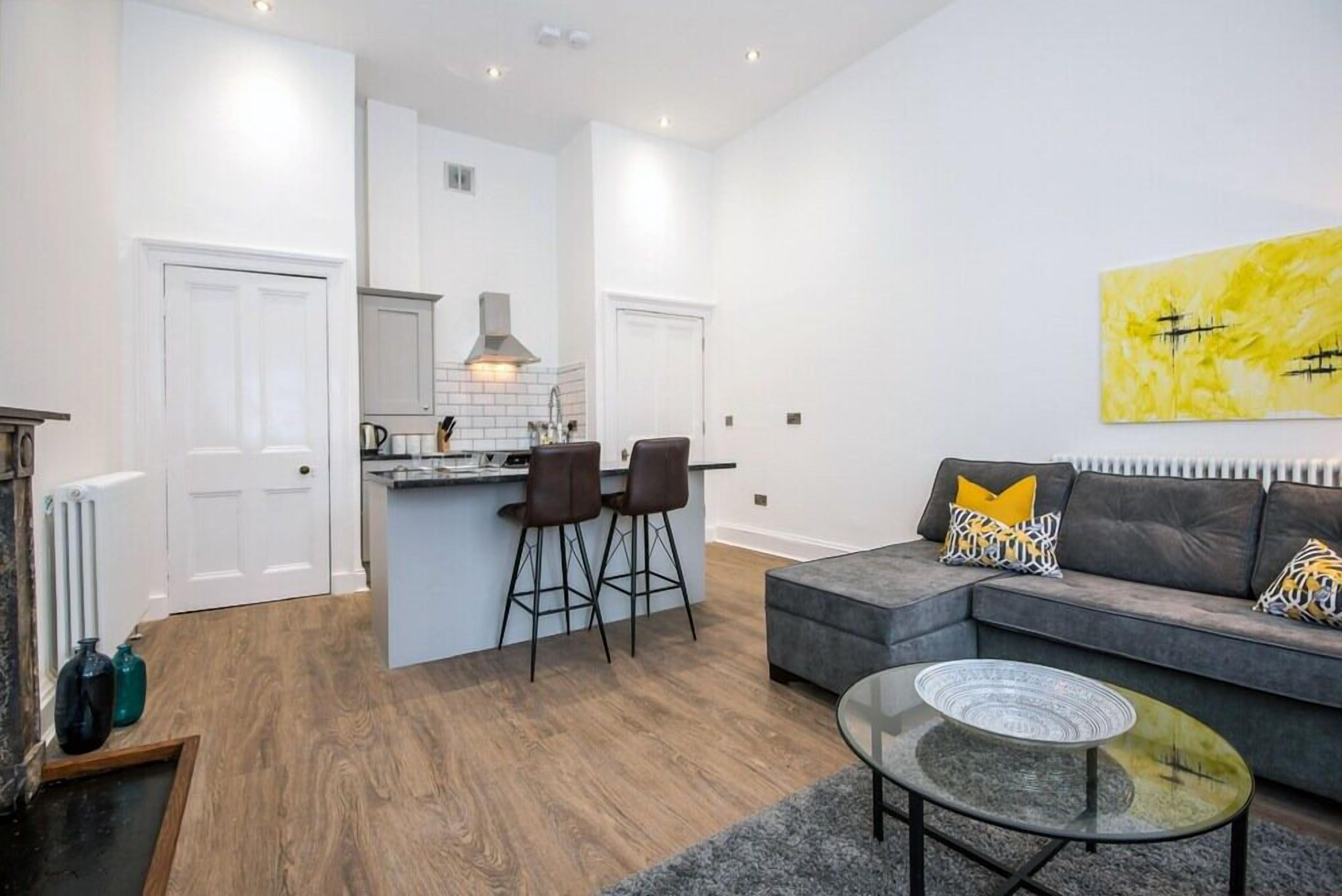 Apartemen Deluks | Area keluarga | TV layar datar