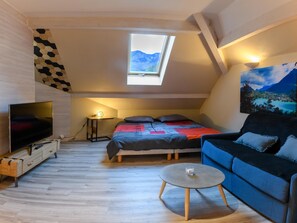 1 chambre, fer et planche à repasser, lit parapluie, Wi-Fi