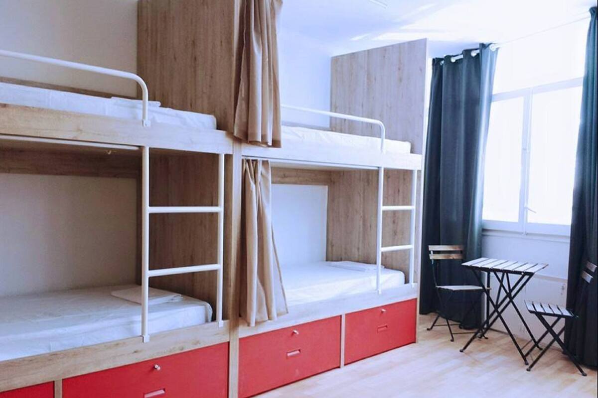 Soundproofing, WiFi (free), bed sheets