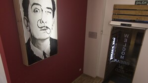 Reception - Break N Bed Hostel (Barcelona)
