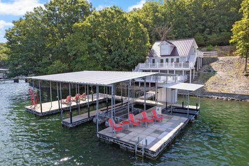 Casa Del Sol - Waterfront Home with Gorgeous Views!