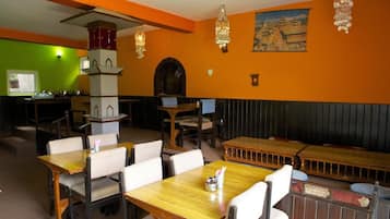 Se sirven desayunos y cenas