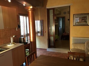 Apartment, Ground Floor (Tre) | In-room dining
