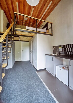 Exclusive Double Room | Private kitchenette | Fridge, microwave, electric kettle, cookware/dishes/utensils