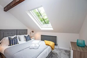 Deluxe Apartment | 2 bedrooms, free WiFi, bed sheets