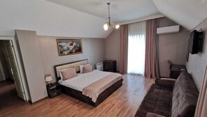 Room - The Best (Baku)