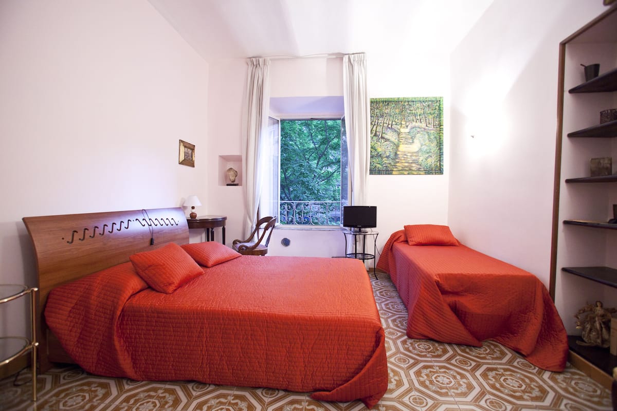 Triple Room | 1 bedroom, in-room safe, free WiFi, bed sheets