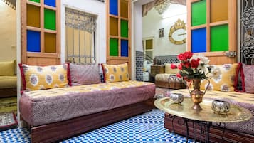 Chambre | Coin salon dans le hall