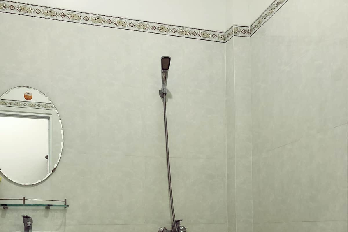 Romantic Double Room | Bathroom