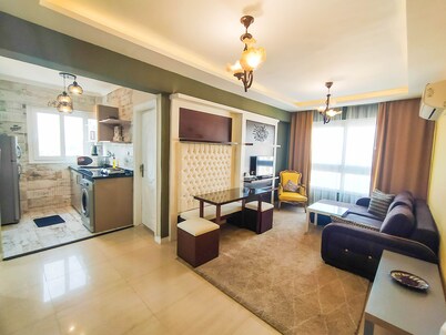 FREE AIRPORT PICK UP beautiful sea view Apt,in the heart of Alexandria 