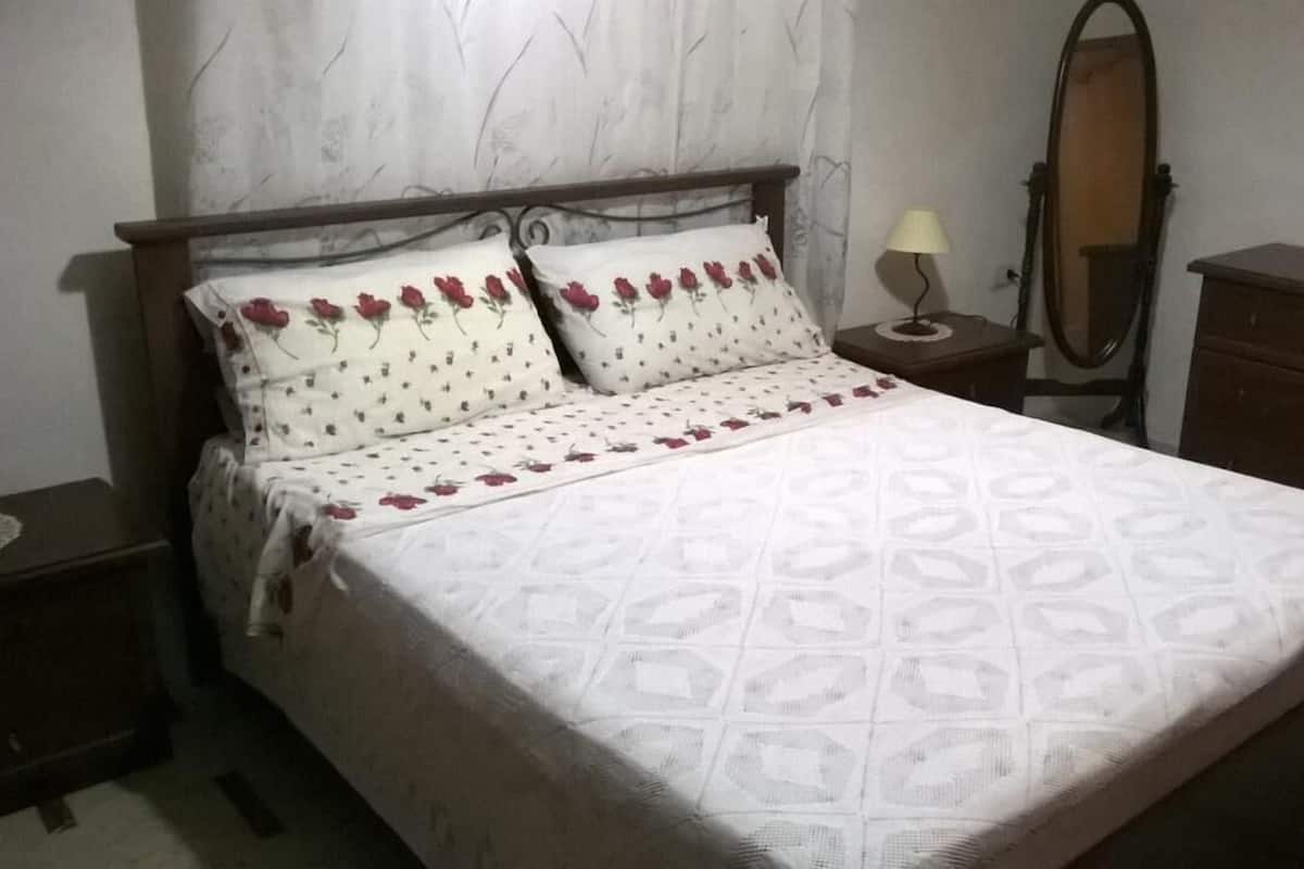 Apartemen, pemandangan kebun | 1 kamar tidur, Wi-Fi gratis, dan dapat diakses tamu berkursi roda