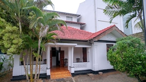 Exterior - OYO 435 Moon Beach Villa (Hikkaduwa)