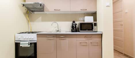 Apartment, 1 Bedroom | Private kitchen