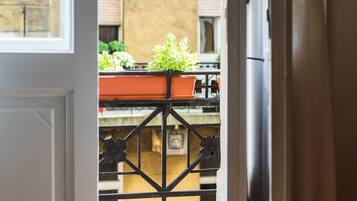 Apartamento, 2 quartos | Sacada