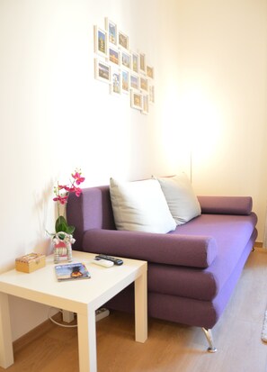 Departamento, 2 habitaciones | Área de sala de estar