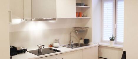 Apartment, 1 Bedroom | Private kitchen