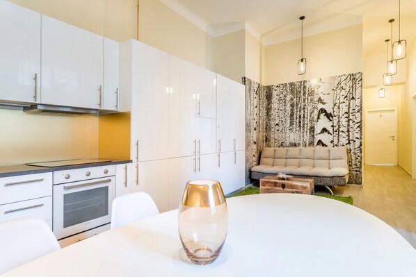 Apartment, 3 Schlafzimmer | Eigene Küche | Kühlschrank